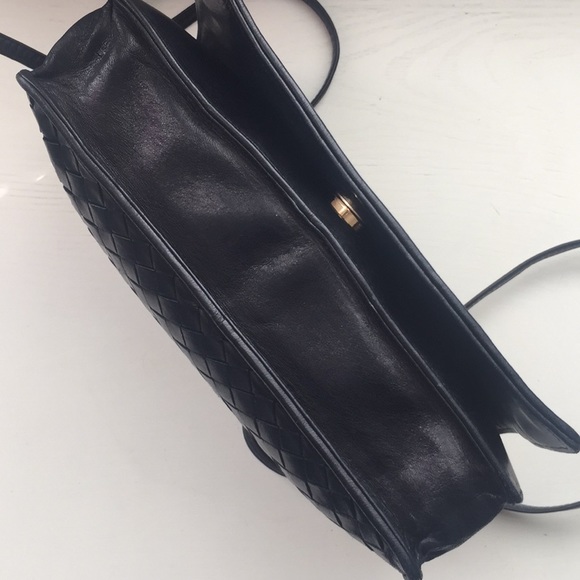 DESIGNER ▪️ VINTAGE BOTTEGA VENETA CROSSBODY - Picture 7 of 15